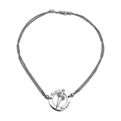 Collana donna Cesare Paciotti JPCL0267B Realizzata in argento 925, catena con piastra circolare con spadino centrale. Lunghezza collana:43-45cm. 