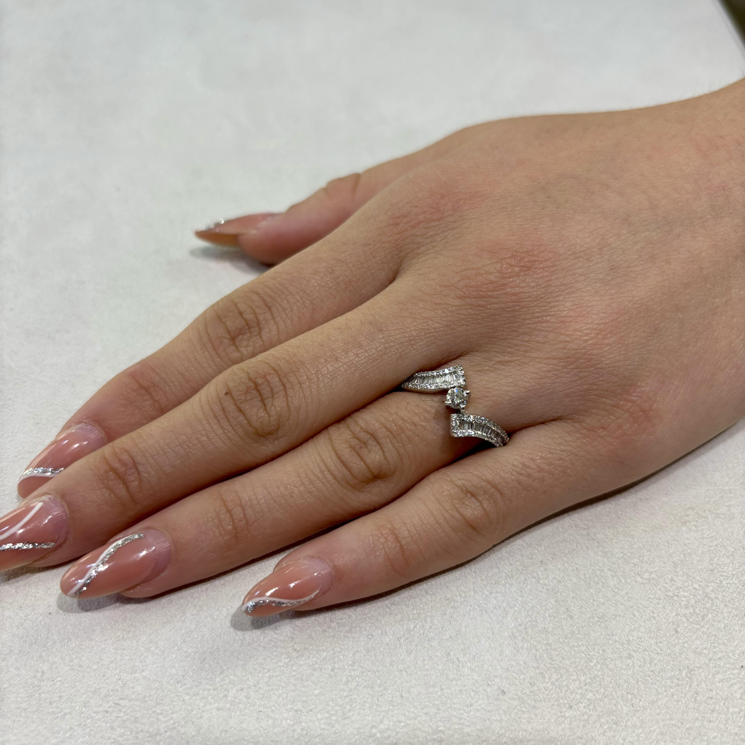 Anello Solitario Contrarié 0,14ct GVS ANSOL19 - immagine 2